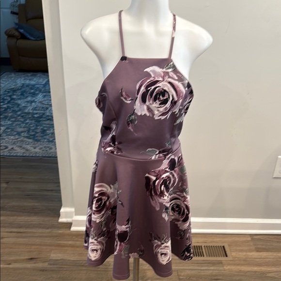Trac Large Purple Floral Rose Halter Mini Dress - Picture 2 of 9